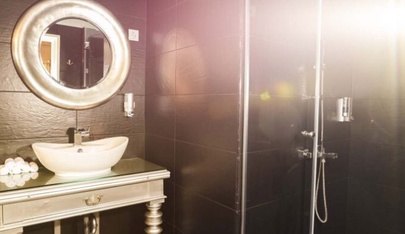 Erotische Massage Wien - Malisha - Erotic Massage in Vienna, Austria