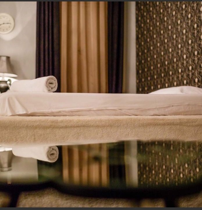 Erotische Massage Wien - Malisha - Erotic Massage in Vienna, Austria