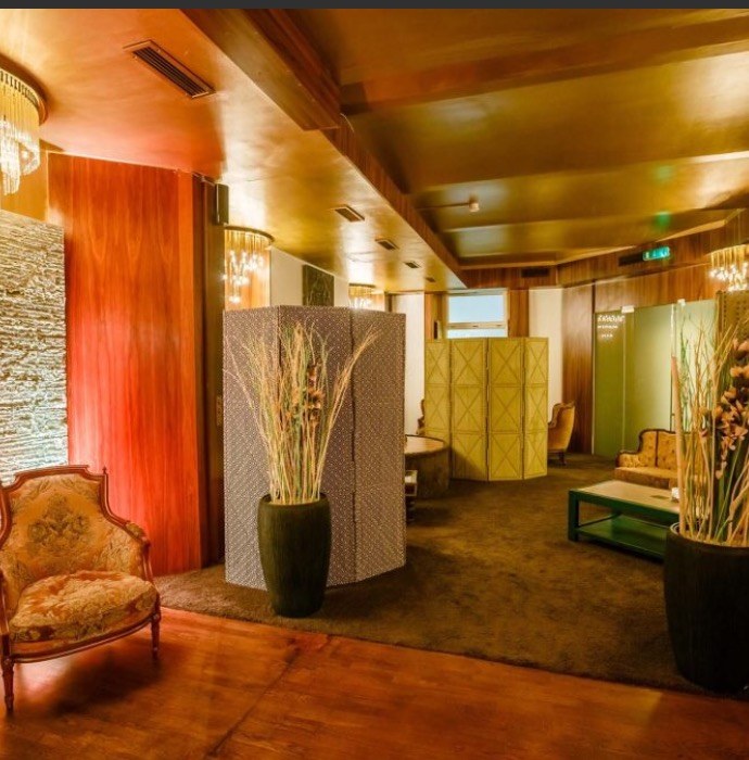 Erotische Massage Wien - Malisha - Erotic Massage in Vienna, Austria