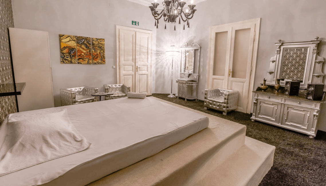 Erotische Massage Wien - Malisha - Erotic Massage in Vienna, Austria