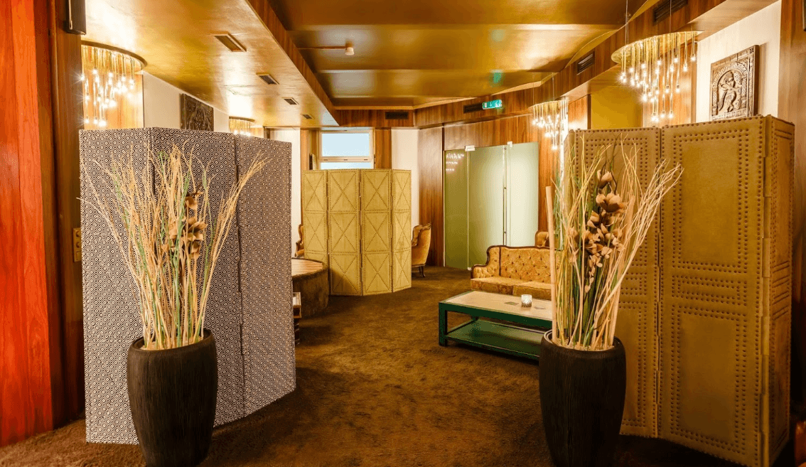 Erotische Massage Wien - Malisha - Erotic Massage in Vienna, Austria