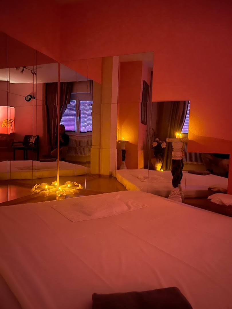 Last Paradise - Erotic Massage in Vienna, Austria