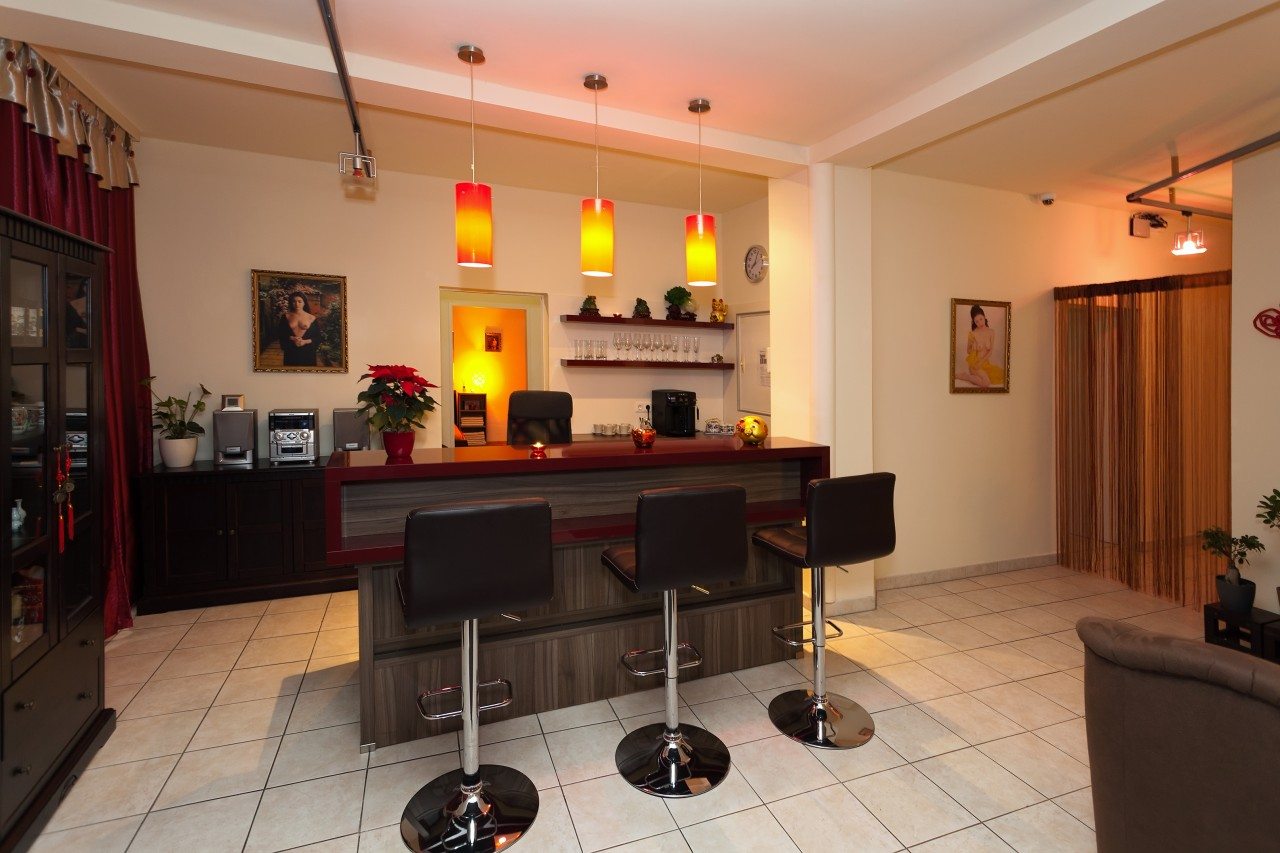 Massage Mingming - Erotic Massage in Vienna, Austria
