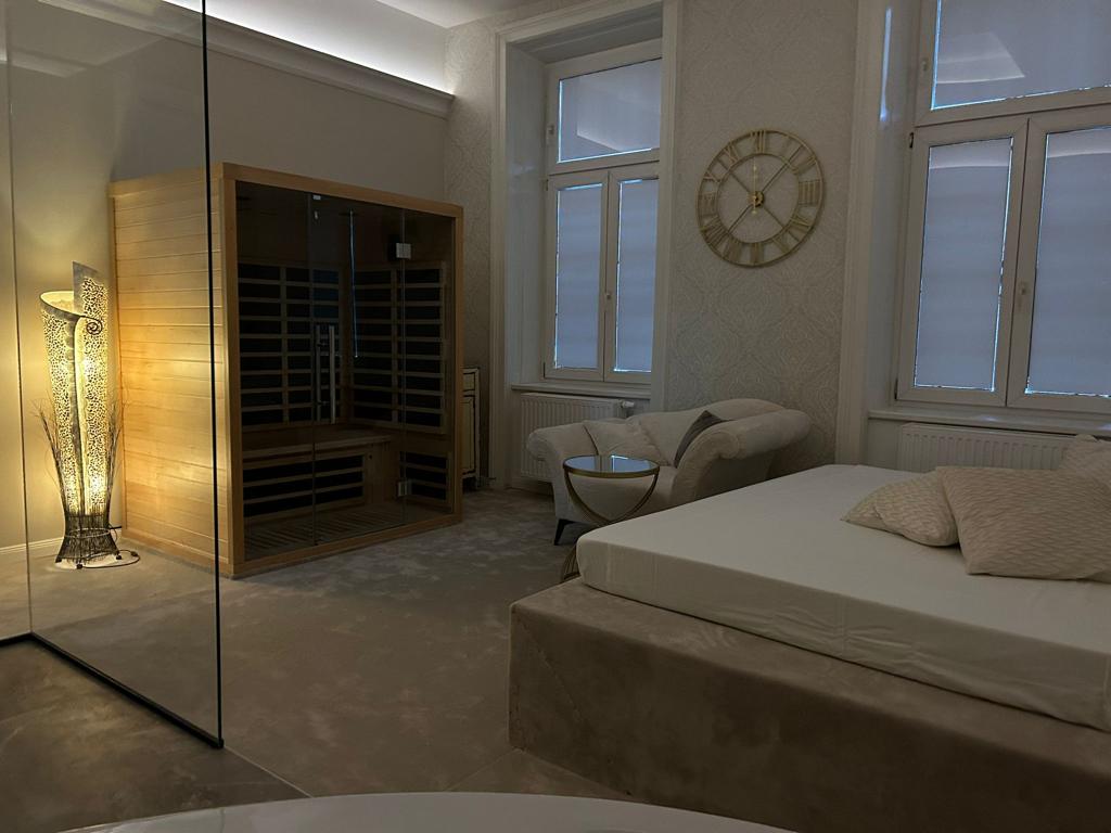 Shakti - Exklusive Erotik Massagen - Erotic Massage in Vienna, Austria