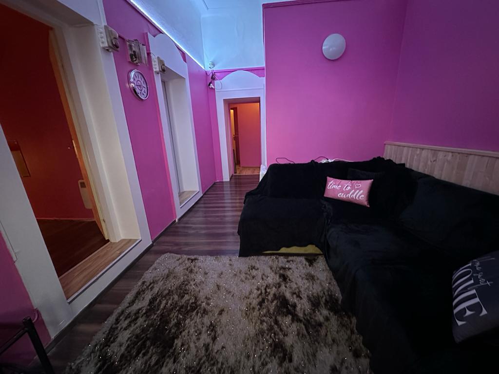 Studio 6 Lady Jurekgasse - Erotic Massage in Vienna, Austria