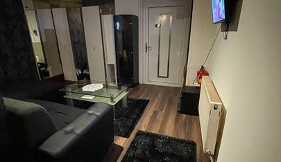 Studio-6lady - Erotic Massage in Vienna, Austria