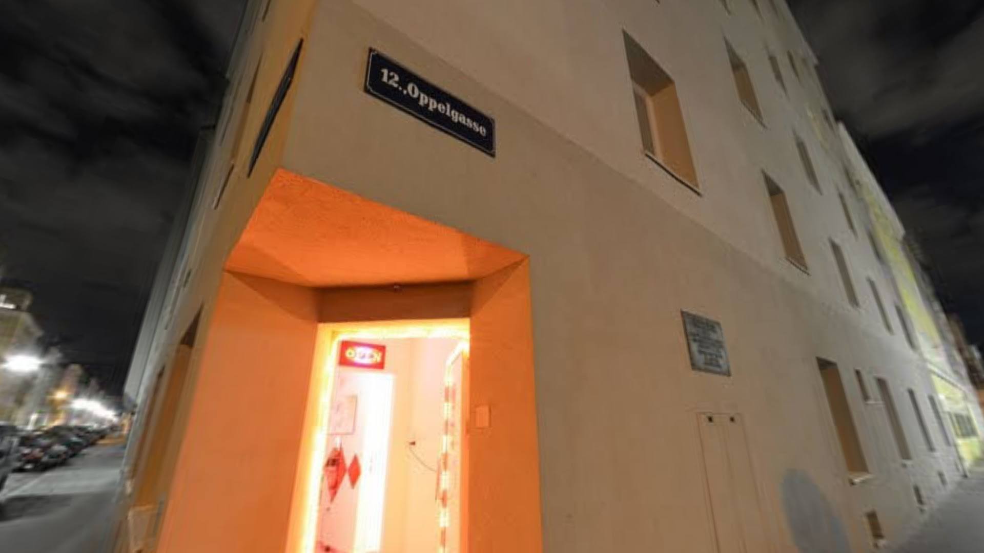 Studio Golden Phönix - Erotic Massage in Vienna, Austria