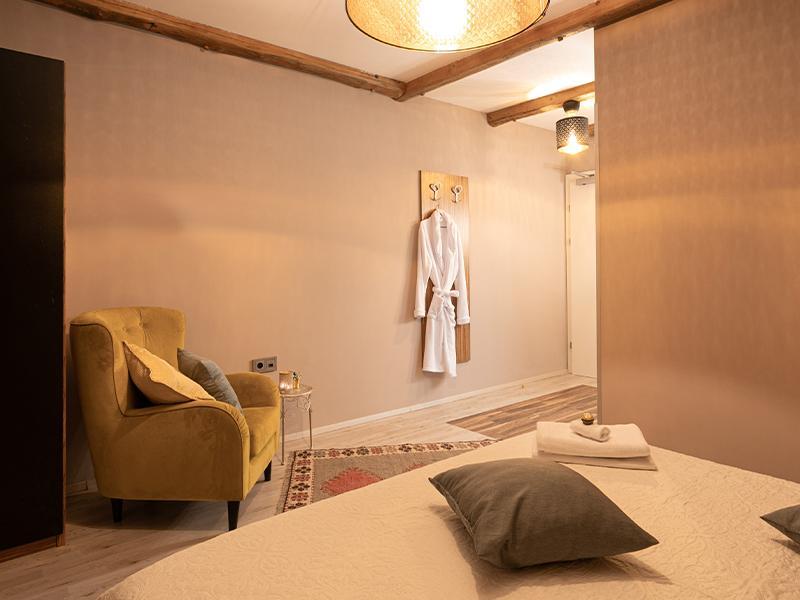 Time For You - Studio - Erotic Massage in Vienna, Austria