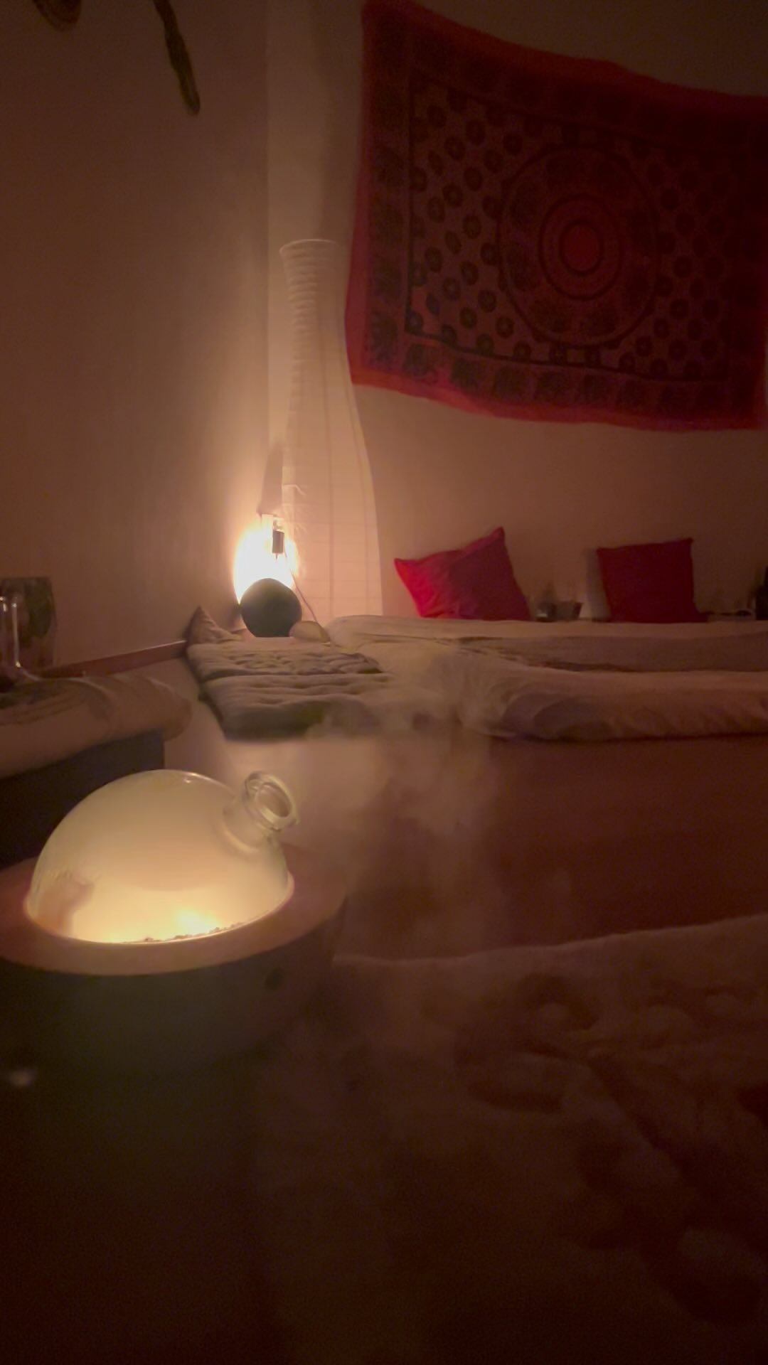 Y O S H I V A - Erotic Tantra - Erotic Massage in Vienna, Austria