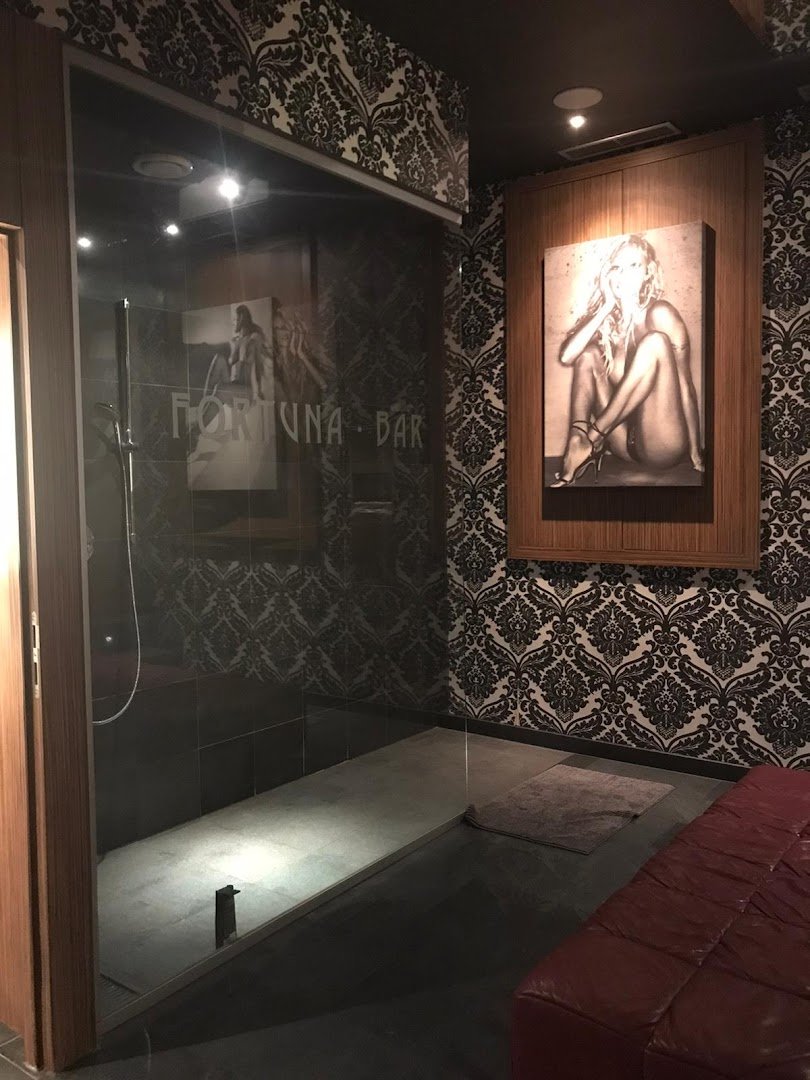 Fortuna Bar -Night Club Wien - Nightclub in Vienna, Austria
