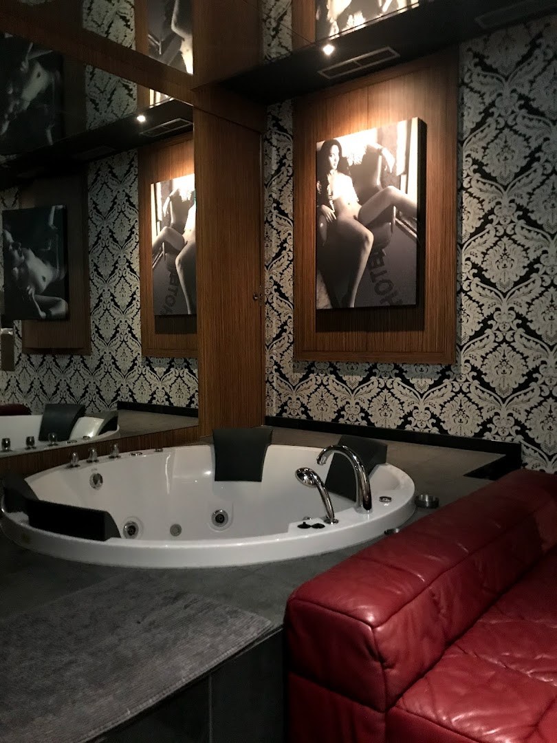 Fortuna Bar -Night Club Wien - Nightclub in Vienna, Austria