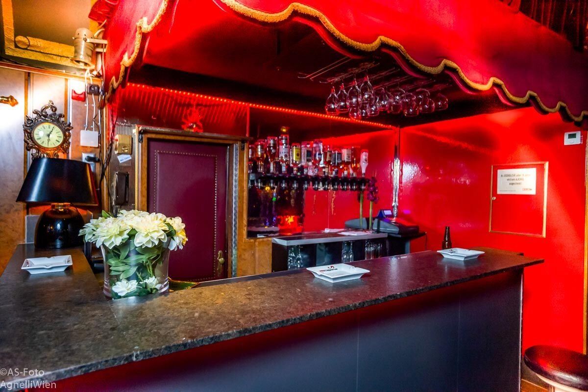 Love Story Bar - Nightclub in Vienna, Austria