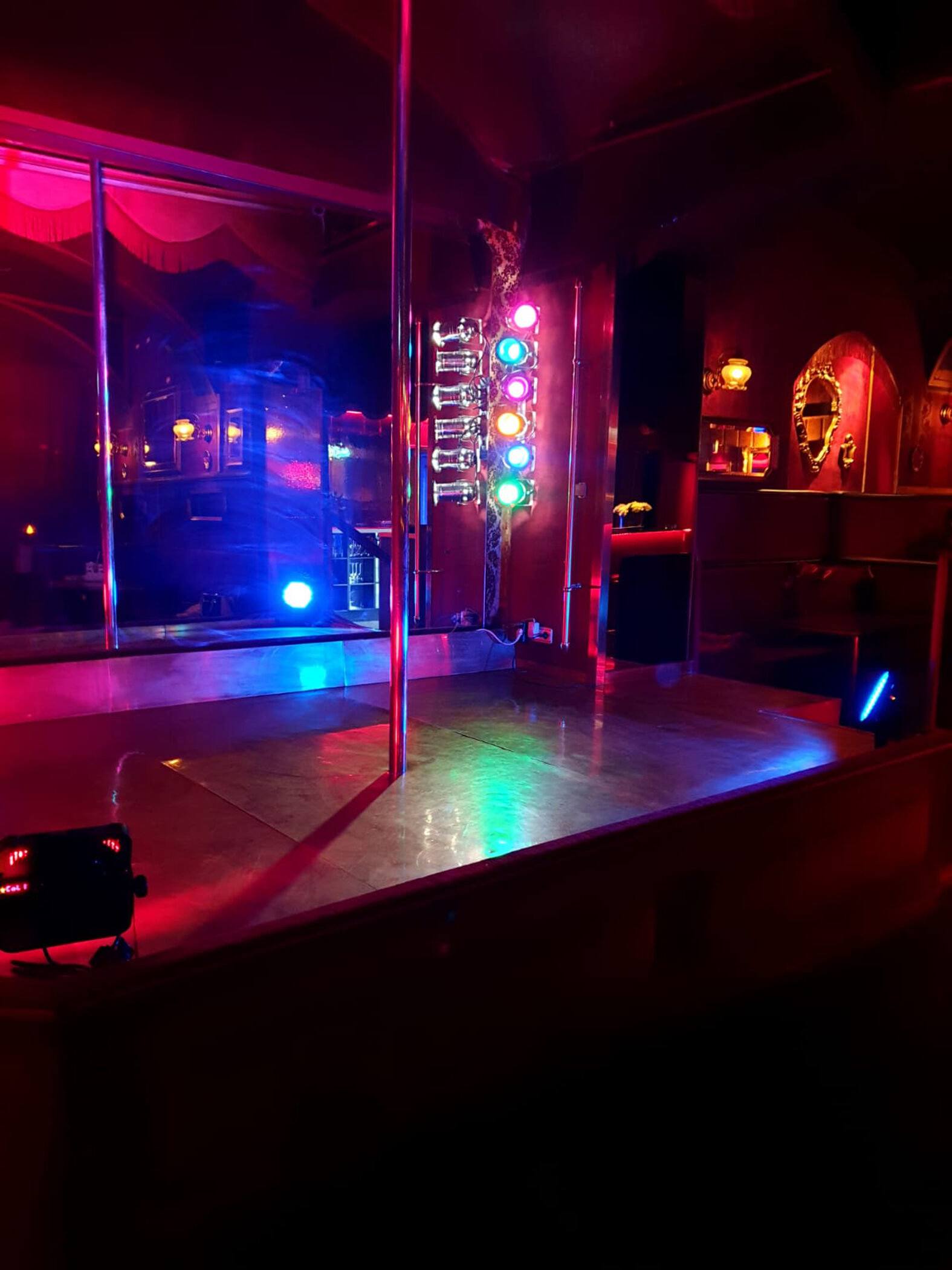 Love Story Bar - Nightclub in Vienna, Austria