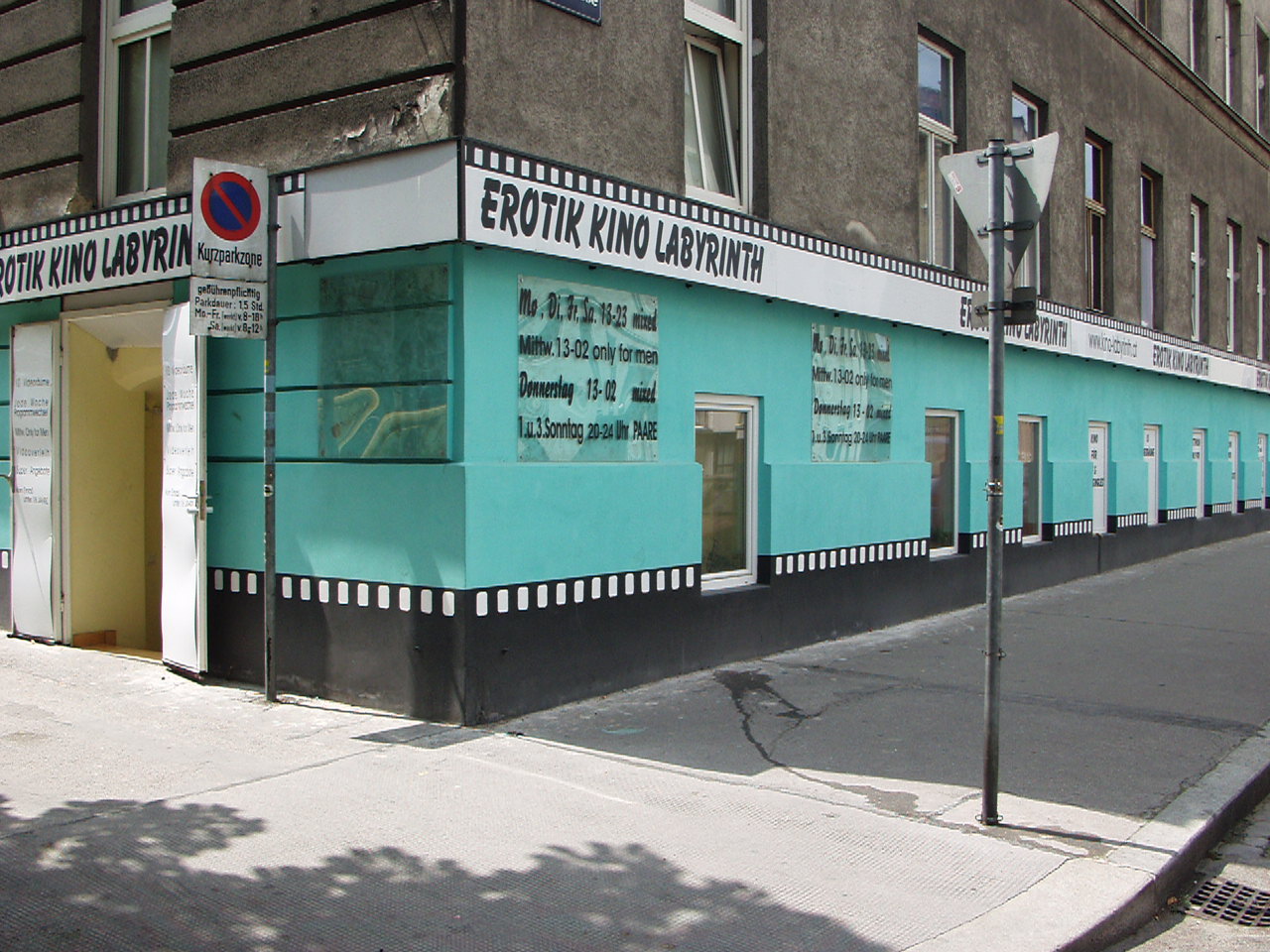 Erotikkino Kinolabyrinth 10 - Swinger Club in Vienna, Austria