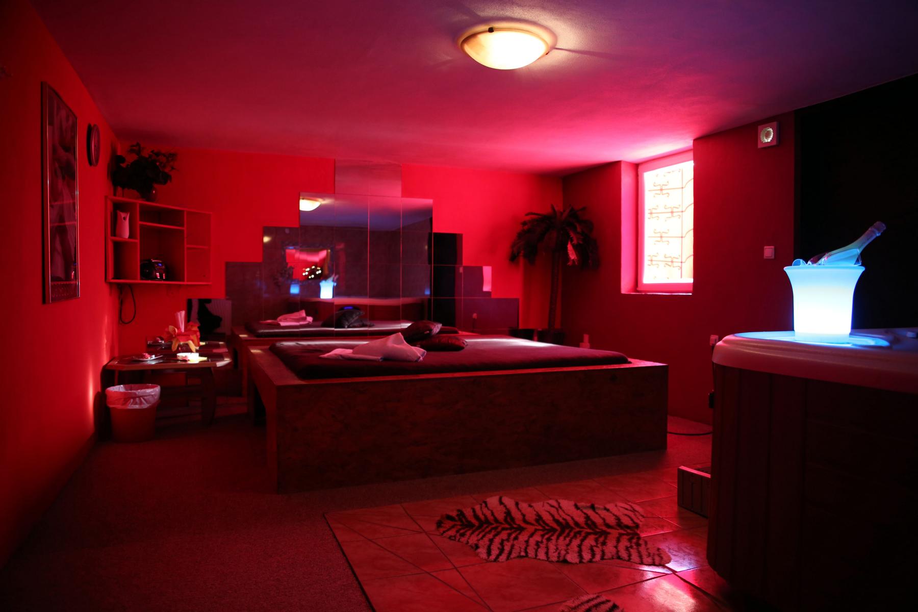 Odeon Bar - Nightclub in Wilhelmsburg, Austria