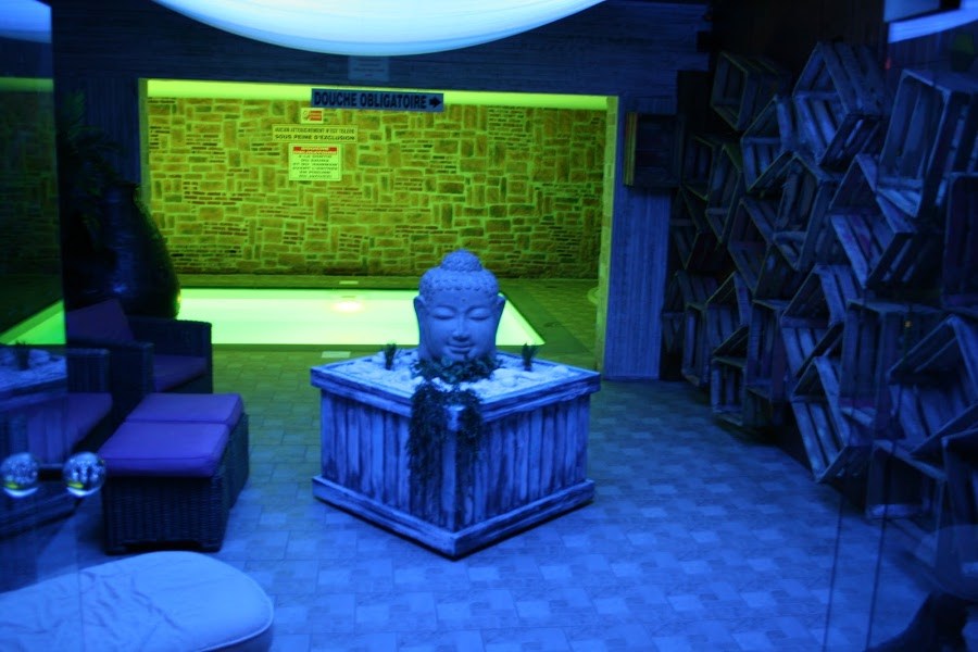 Au Passage Secret - Swinger Club in Anderlues, Belgium
