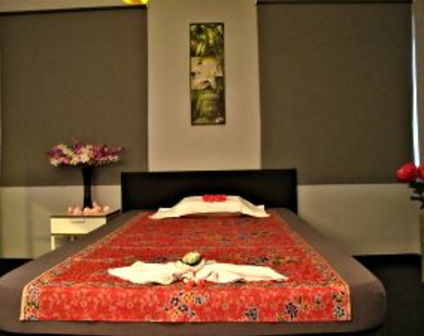 Bansuksom Thai Massage - Erotic Massage in Brecht, Belgium