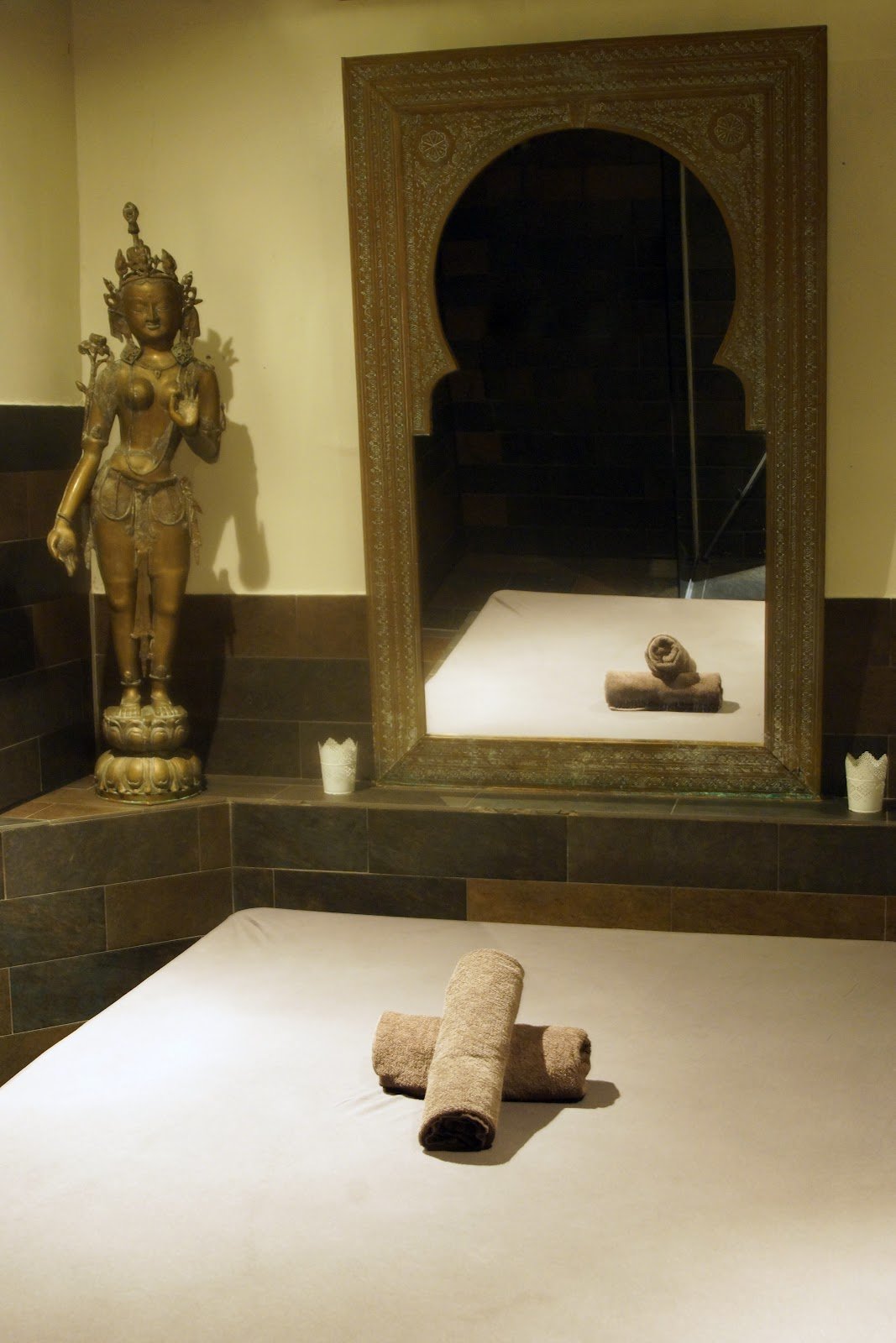 Aqua Massage Sauna Brussel - Erotic Massage in Bruxelles, Belgium