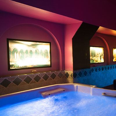 Clara Moore - Erotic Massage in Bruxelles, Belgium