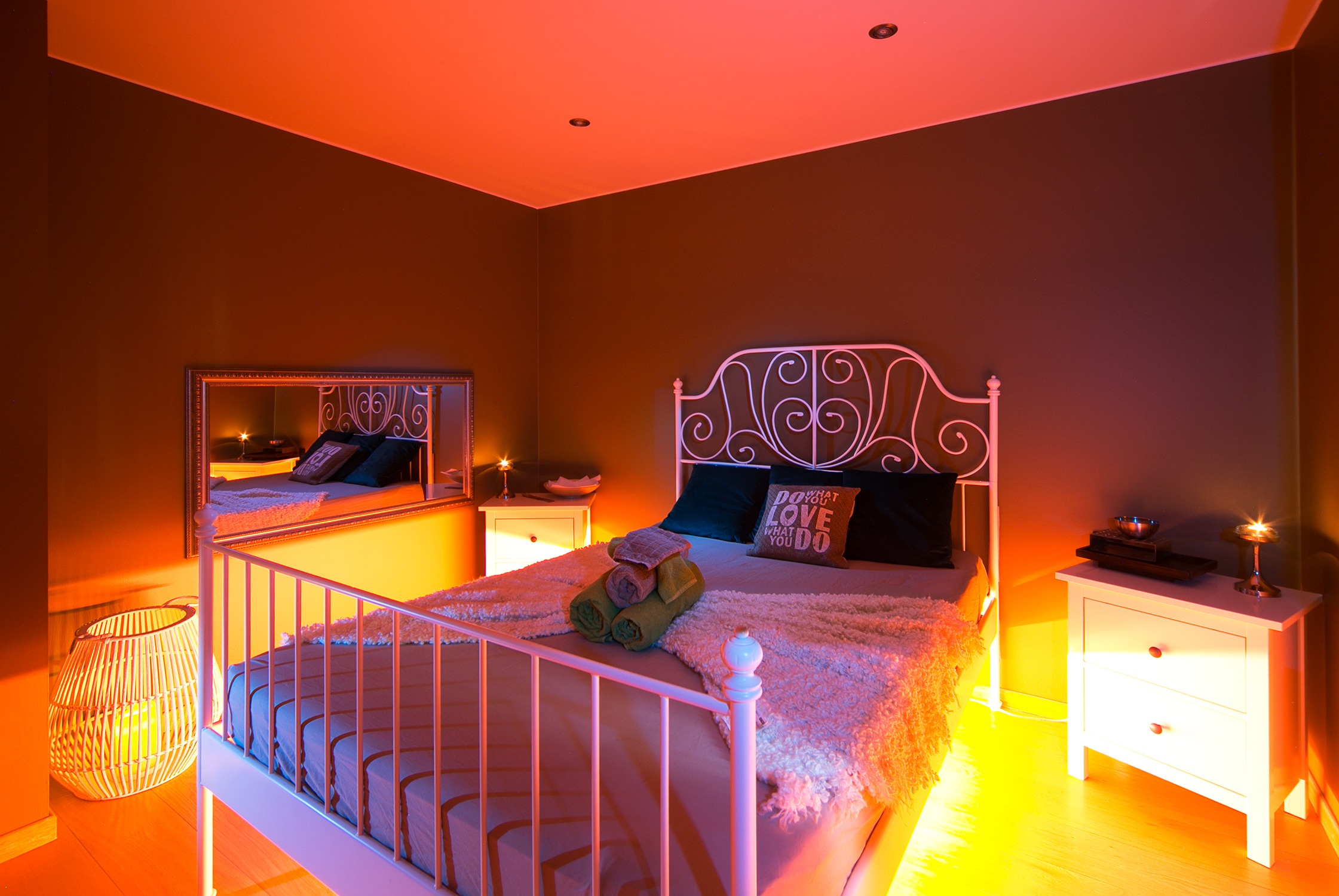 Love Bar Room - Nightclub in Bruxelles, Belgium