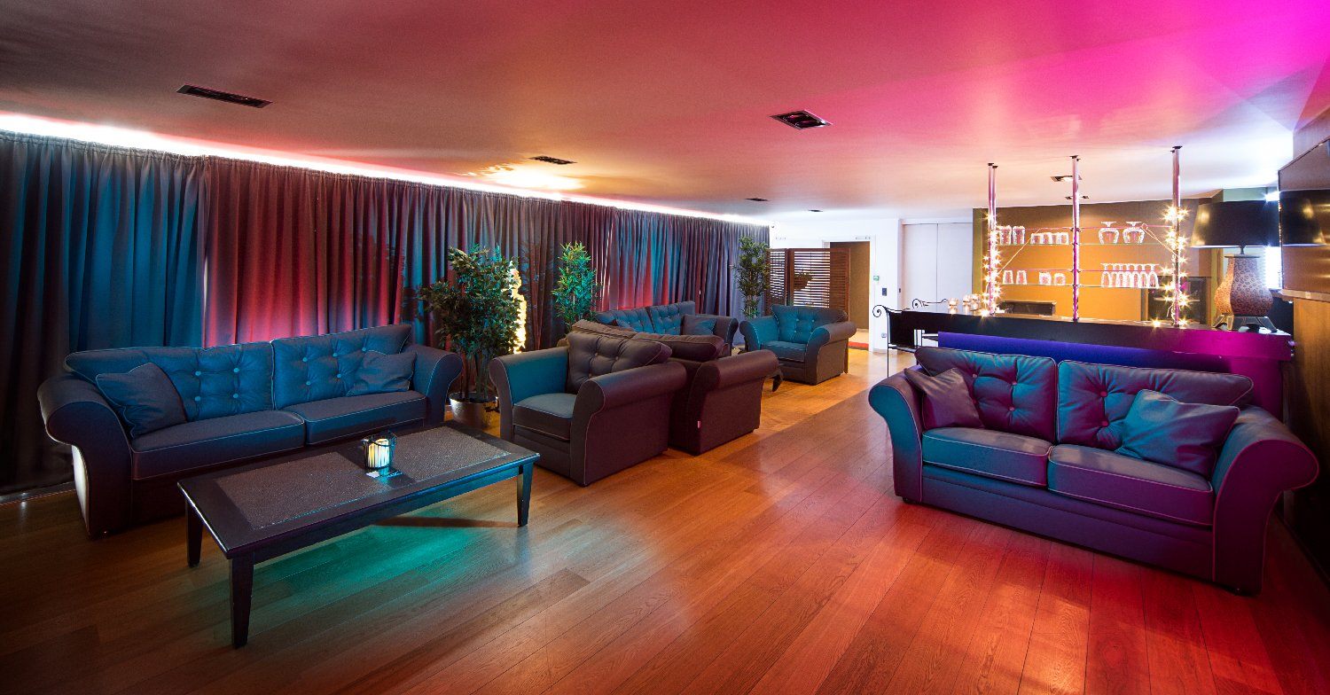 Love Bar Room - Nightclub in Bruxelles, Belgium