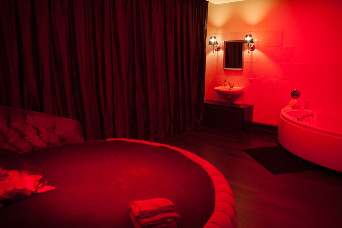 Pure Love Club - Nightclub in Grobbendonk, Belgium
