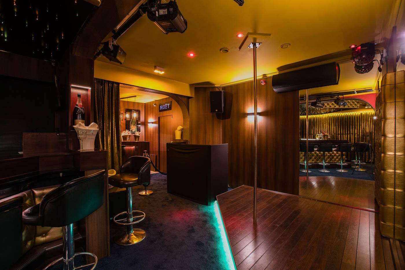 Pure Love Club - Nightclub in Grobbendonk, Belgium