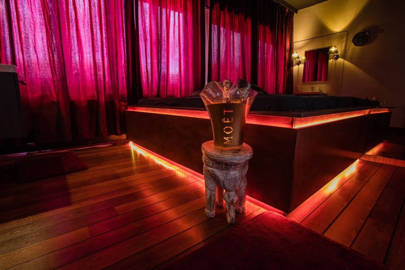 Pure Love Club - Nightclub in Grobbendonk, Belgium