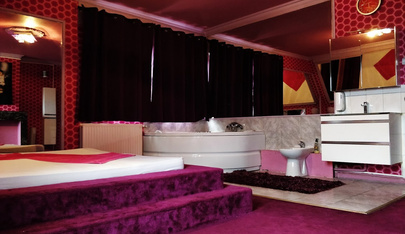 Club Riviera - Nightclub in Harelbeke, Belgium