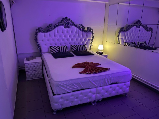 Private Dreamgirls - Erotic Massage in Hasselt, Belgium