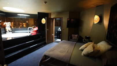 Club Caresse - Brothel in Lievegem, Belgium