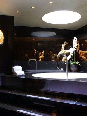 Club Caresse - Brothel in Lievegem, Belgium