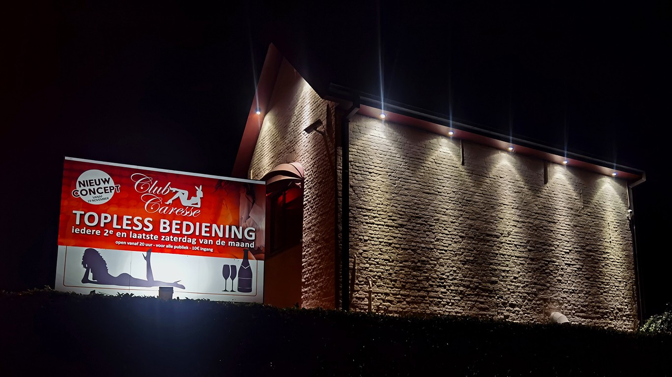 Club Caresse - Brothel in Lievegem, Belgium