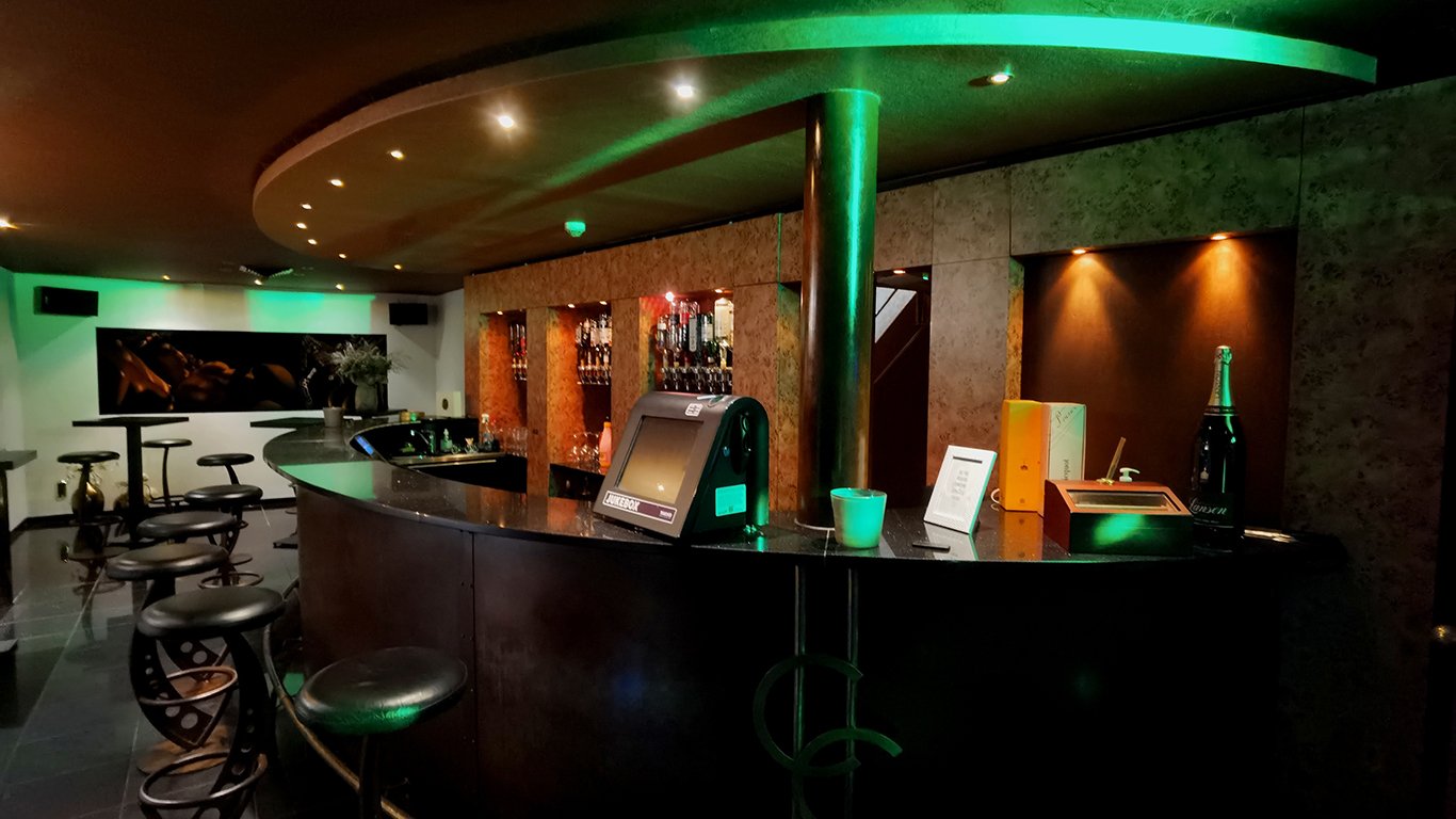 Club Caresse - Brothel in Lievegem, Belgium