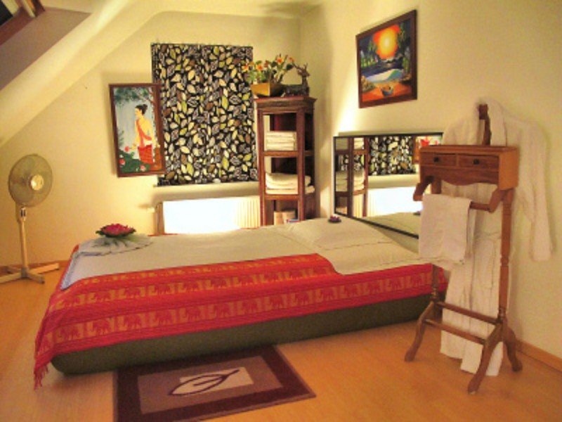 Phattarapon Thai Massage - Erotic Massage in Londerzeel, Belgium