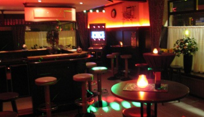 Cafe Den Tip - Nightclub in Maaseik, Belgium