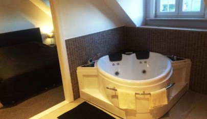Instituut 721 - Erotic Massage in Moerbeke Waas, Belgium