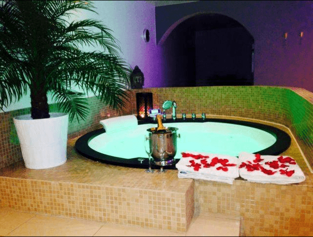 Instituut 721 - Erotic Massage in Moerbeke Waas, Belgium