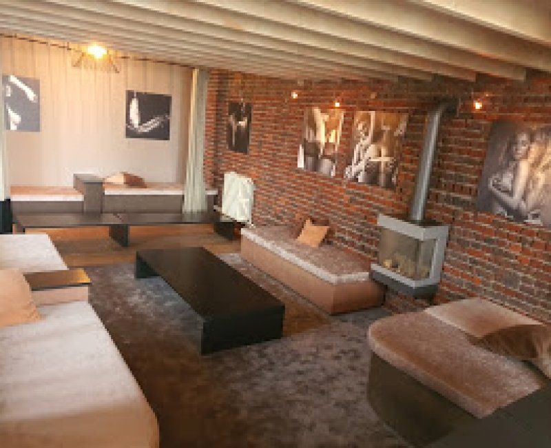 Acanthus Wellness Pecq - Fkk in Pecq, Belgium