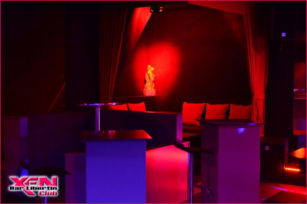 Xen Club Bar Libertin Et Echangiste - Swinger Club in Peruwelz, Belgium