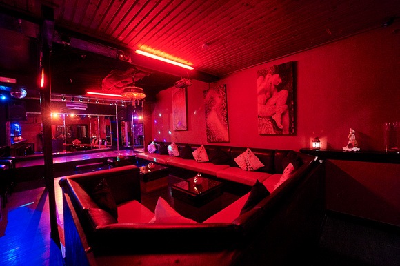 New Club Cocoon - Swinger Club in Saint Josse Ten Noode, Belgium