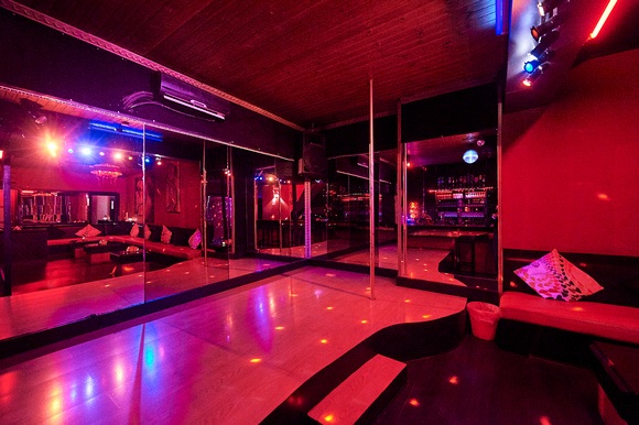 New Club Cocoon - Swinger Club in Saint Josse Ten Noode, Belgium