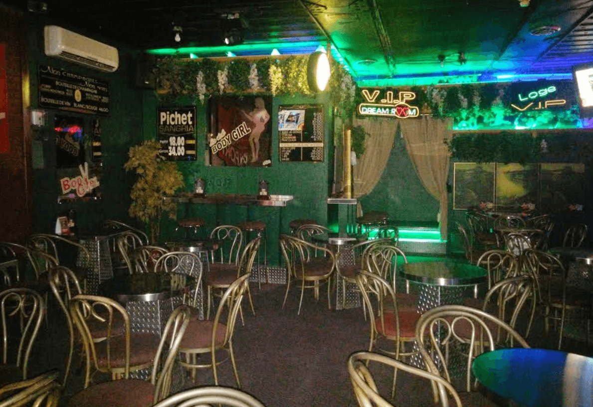 Club De Danseuses Le Body Girl - Nightclub in Berthierville, Canada