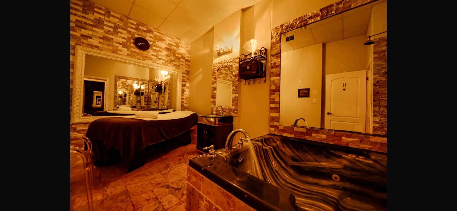 Airport Golden - Erotic Massage in Brampton, Canada