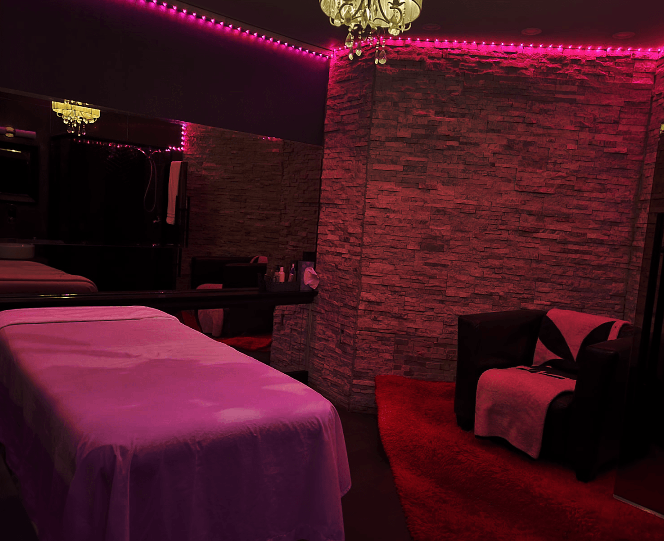 Obsession Massage - Erotic Massage in Brampton, Canada