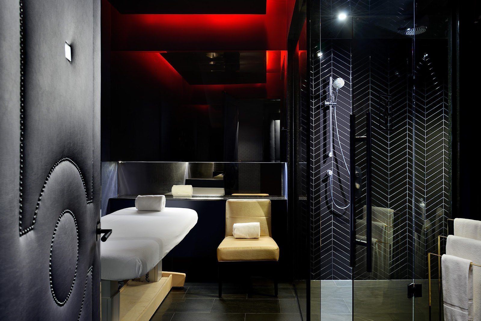 Steeles Royal Massage - Erotic Massage in Brampton, Canada