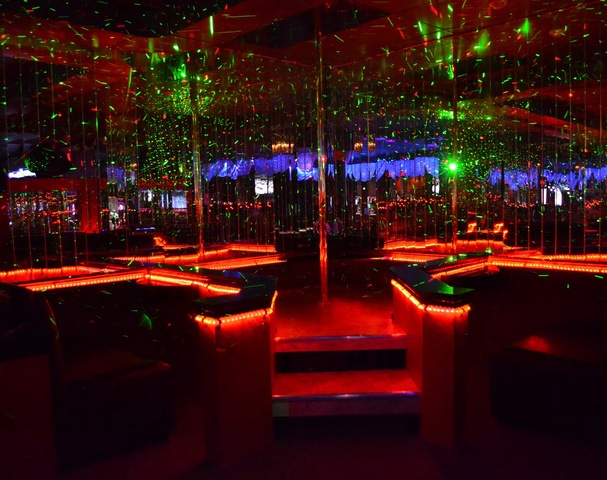 Brantford Gentlemen's Club - Nightclub in Brantford, Canada