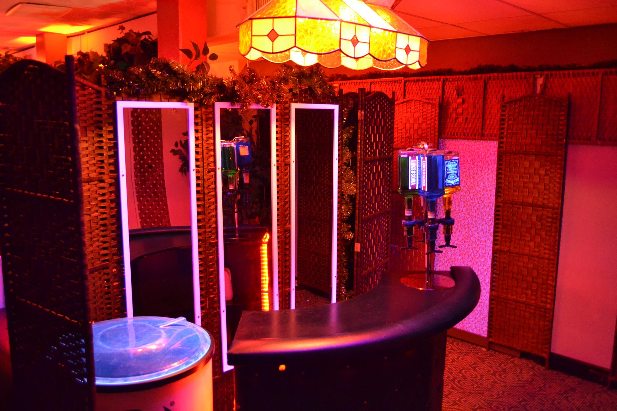 Brantford Gentlemen's Club - Nightclub in Brantford, Canada