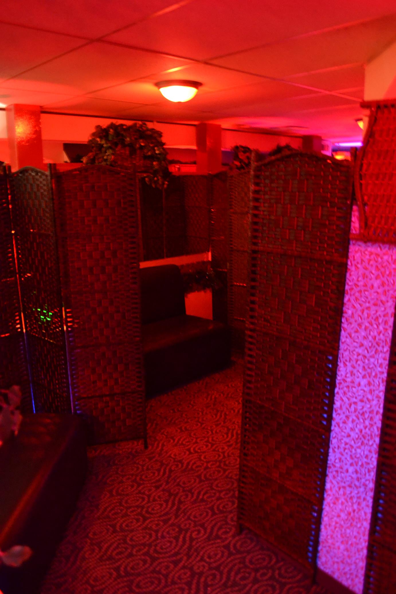 Brantford Gentlemen's Club - Nightclub in Brantford, Canada