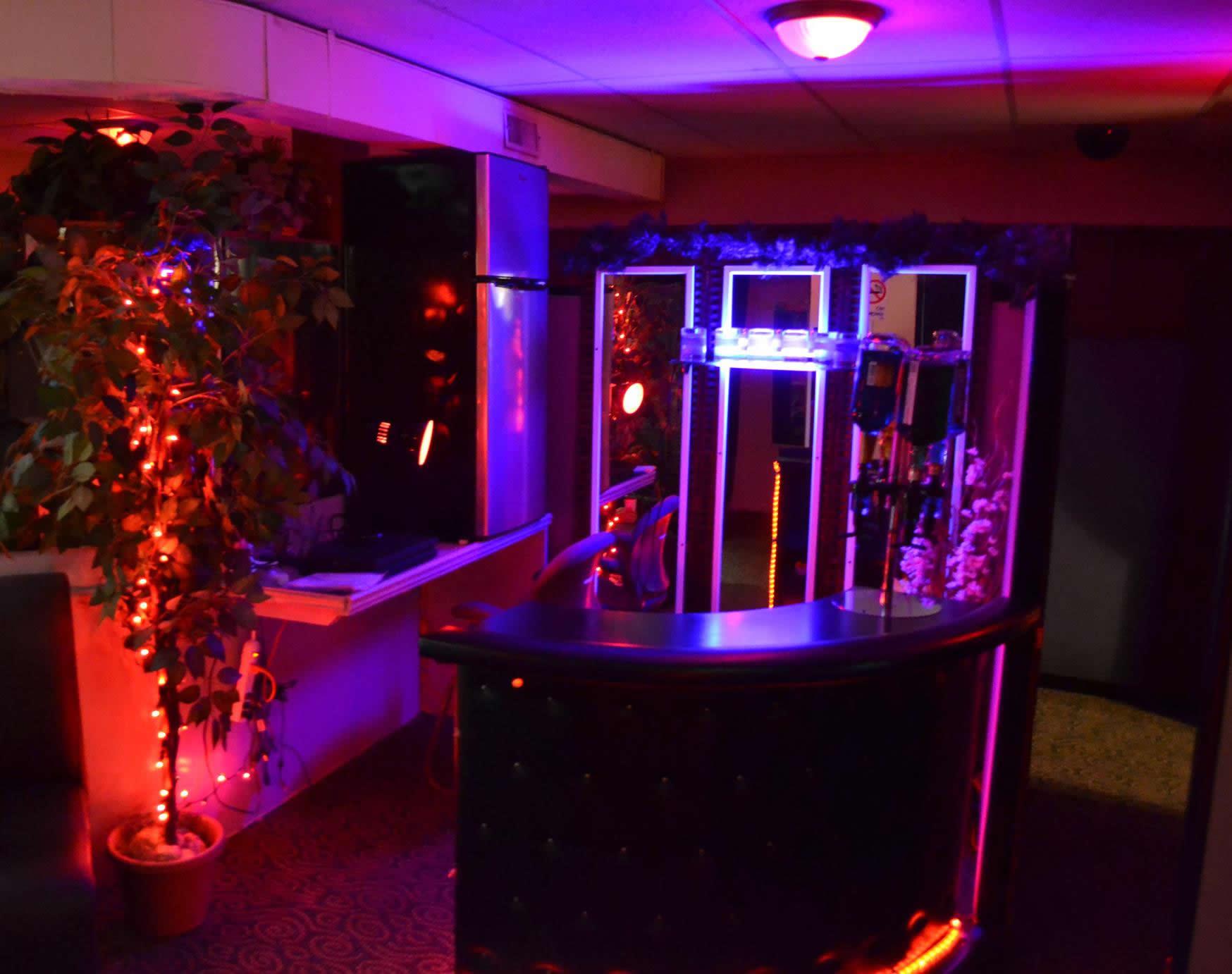Brantford Gentlemen's Club - Nightclub in Brantford, Canada